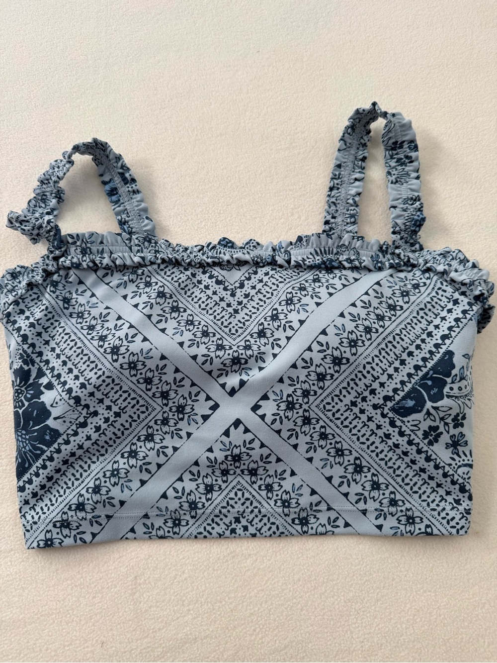Abercrombie & Fitch YPB crop